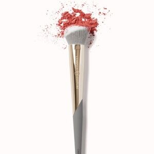 COMPLEX CULTURE CHEEK CHISELER BRUSH